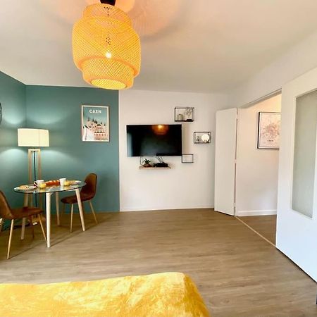 Pluton - Sils Apartment Caen Bagian luar foto